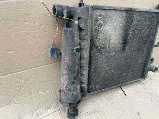 bontott PEUGEOT 309 Vízhűtő Radiátor (Nem klímás)