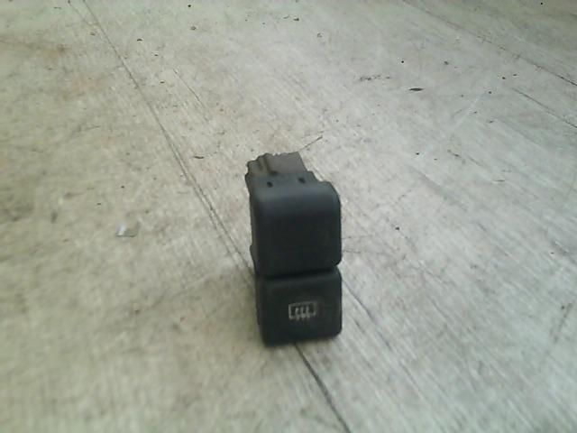 bontott PEUGEOT 309 Ablakfűtés Kapcsoló