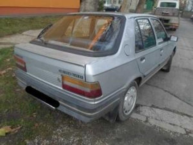 bontott PEUGEOT 309 Bal első Külső Kilincs