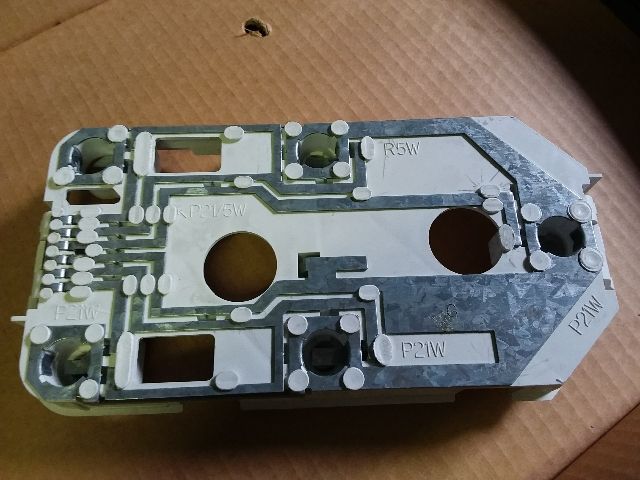 bontott PEUGEOT 309 Bal Hátsó Lámpa Foglalat