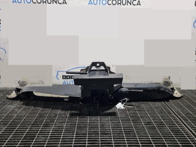 bontott PEUGEOT 4007 Alsó Összekötő