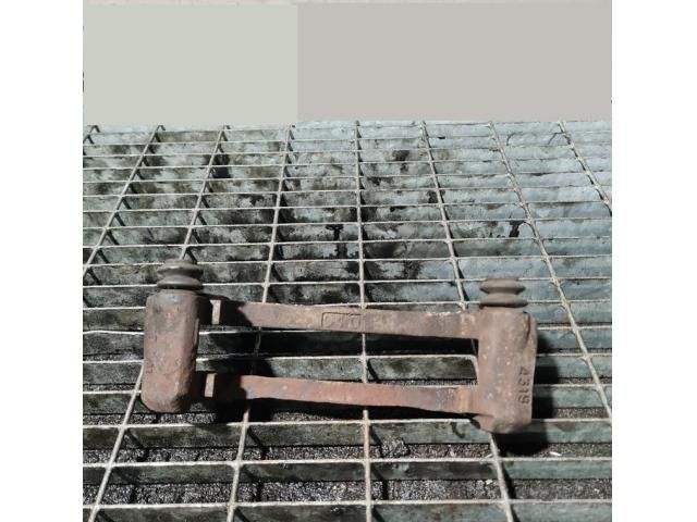 bontott PEUGEOT 4007 Bal első Fékkengyel