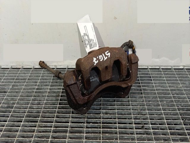 bontott PEUGEOT 4007 Bal első Féknyereg Munkahengerrel