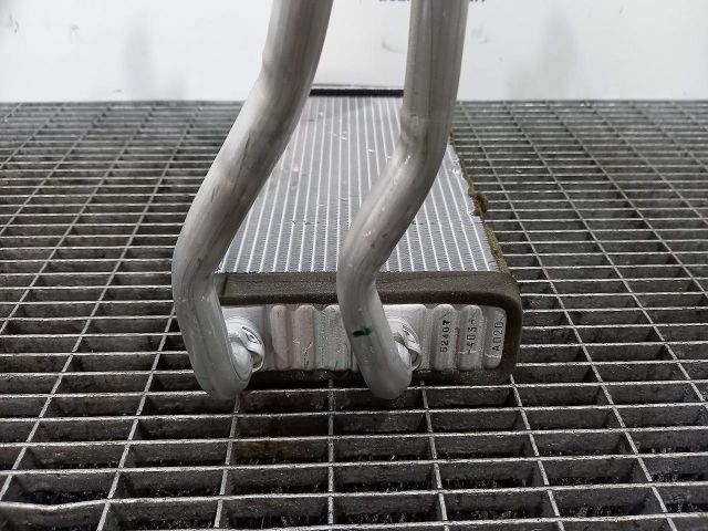 bontott PEUGEOT 4007 Fűtőradiátor