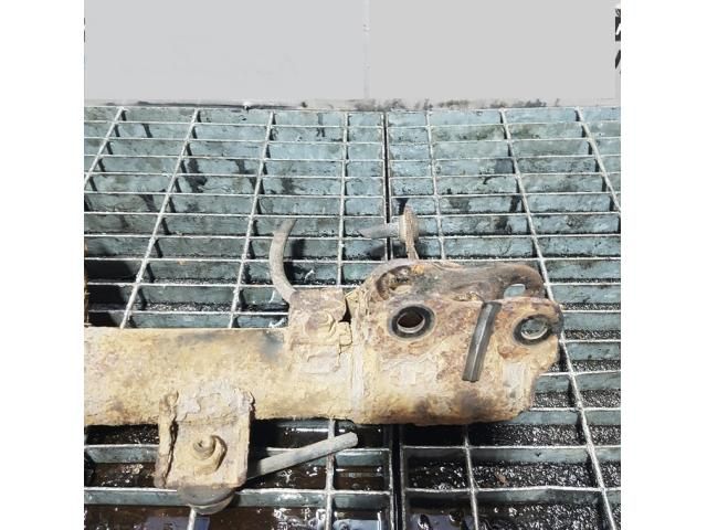 bontott PEUGEOT 4007 Jobb első Lengéscsillapító