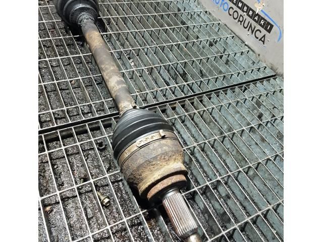 bontott PEUGEOT 4007 Jobb Féltengely