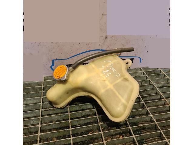 bontott PEUGEOT 4007 Kiegyenlítő Tartály