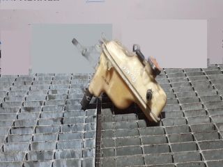 bontott PEUGEOT 4007 Kiegyenlítő Tartály