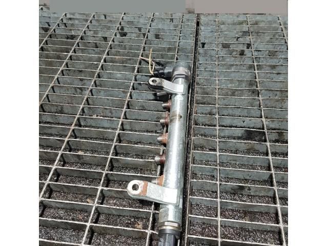 bontott PEUGEOT 4007 Közösnyomócső