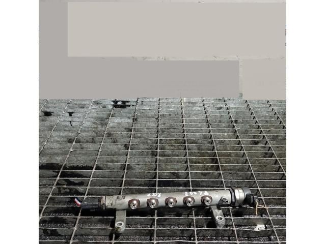 bontott PEUGEOT 4007 Közösnyomócső