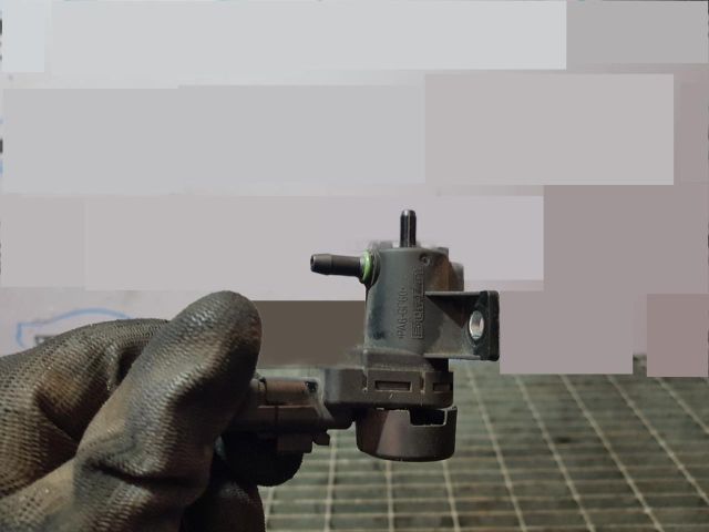 bontott PEUGEOT 4007 Lefújószelep