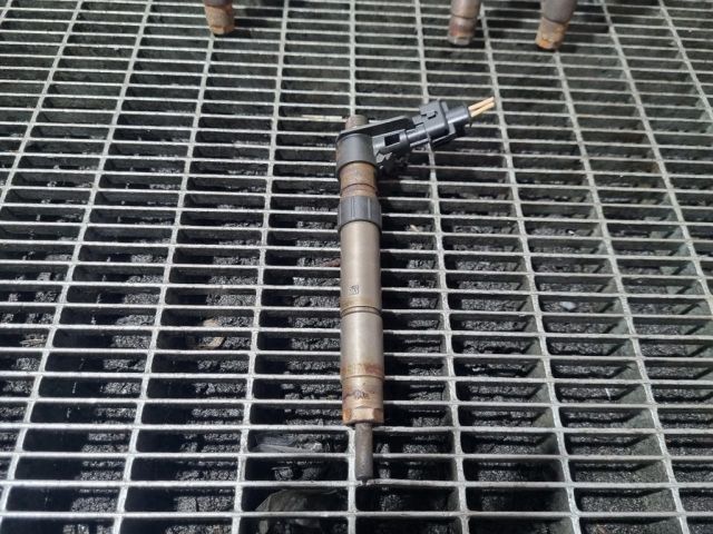 bontott PEUGEOT 4007 Porlasztó (1 db)