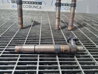 bontott PEUGEOT 4007 Porlasztó (1 db)