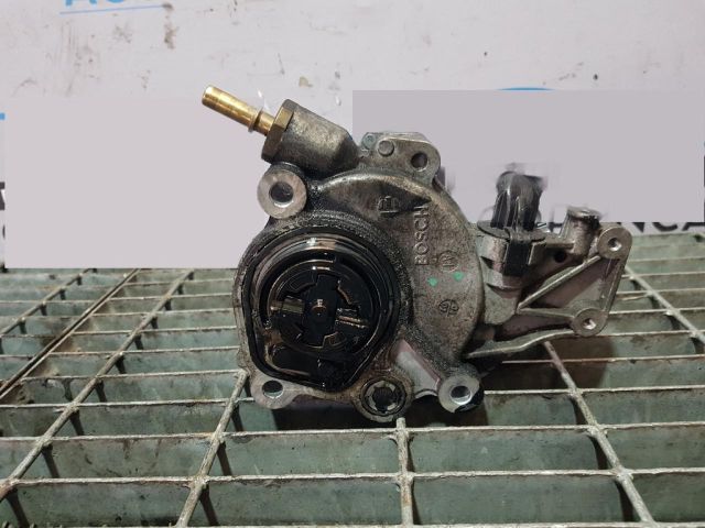 bontott PEUGEOT 4007 Vákumpumpa