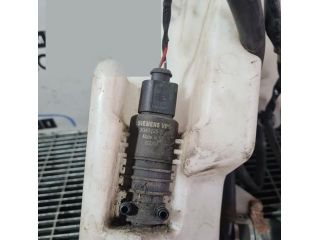 bontott PEUGEOT 4007 Ablakmosó Tartály