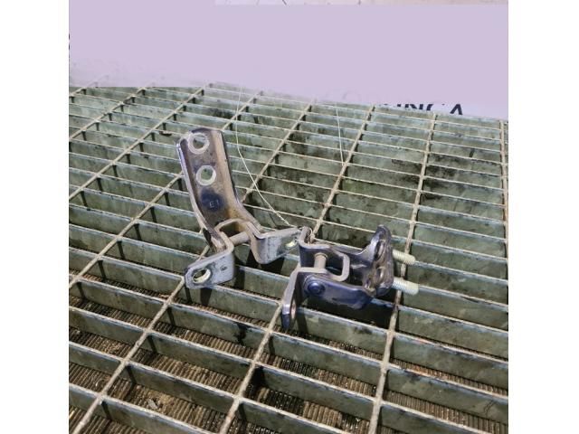 bontott PEUGEOT 4007 Ajtó Zsanér (Pozíciófüggetlen)