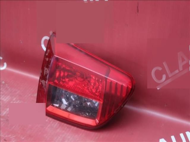 bontott PEUGEOT 4007 Bal Belső Hátsó Lámpa