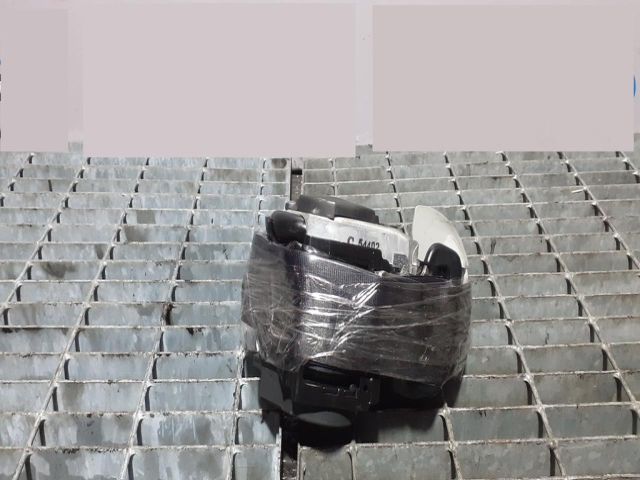 bontott PEUGEOT 4007 Bal első Biztonsági Öv