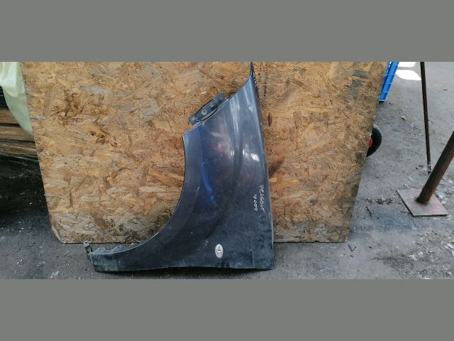 bontott PEUGEOT 4007 Bal első Sárvédő