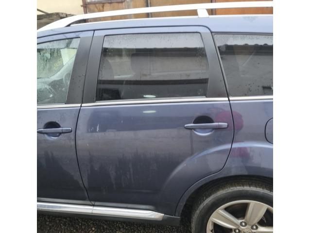 bontott PEUGEOT 4007 Bal hátsó Ajtó (Üres lemez)