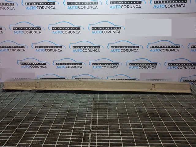 bontott PEUGEOT 4007 Bal Küszöb
