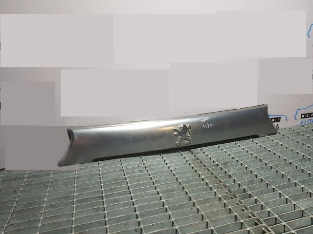 bontott PEUGEOT 4007 Csomagtérajtó Kilincs