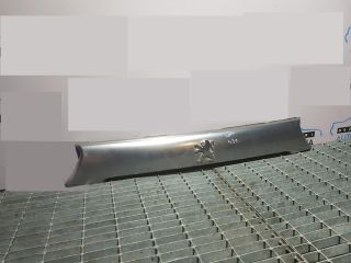 bontott PEUGEOT 4007 Csomagtérajtó Kilincs