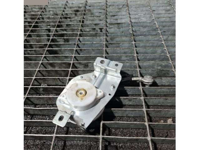 bontott PEUGEOT 4007 Csomagtérajtó Zárszerkezet