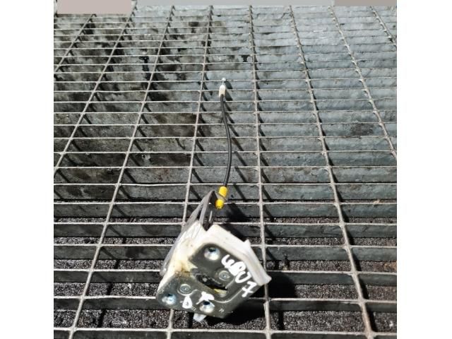 bontott PEUGEOT 4007 Csomagtérajtó Zárszerkezet