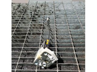 bontott PEUGEOT 4007 Csomagtérajtó Zárszerkezet