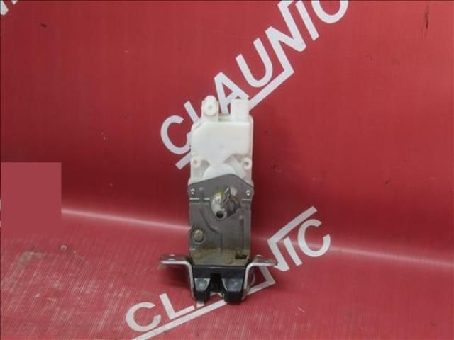 bontott PEUGEOT 4007 Csomagtérajtó Zárszerkezet