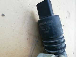 bontott PEUGEOT 4007 Első Ablakmosó Szivattyú