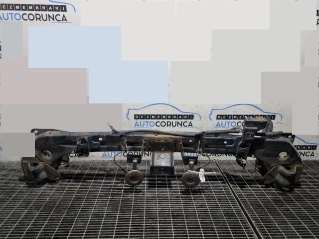 bontott PEUGEOT 4007 Első Lökhárító Merevítő (Fém)