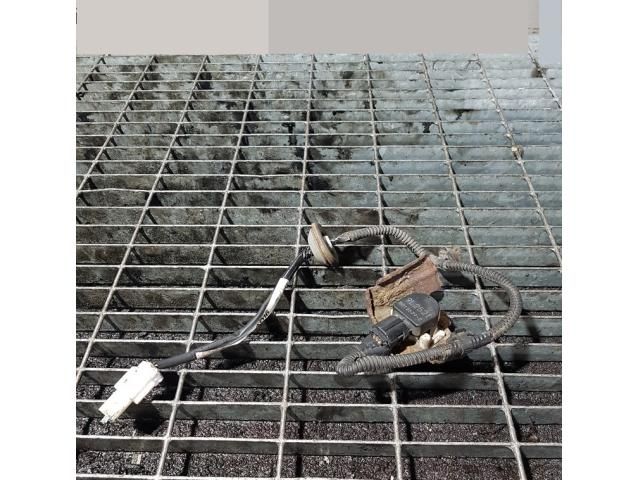 bontott PEUGEOT 4007 Első Xenon Szintszabályzó Jeladó