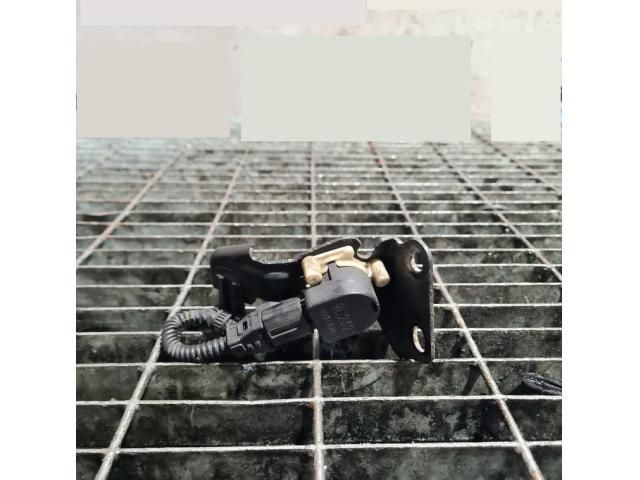 bontott PEUGEOT 4007 Első Xenon Szintszabályzó Jeladó