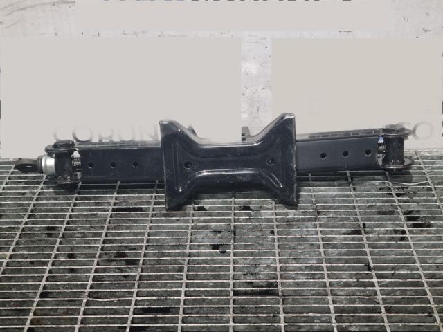 bontott PEUGEOT 4007 Emelő