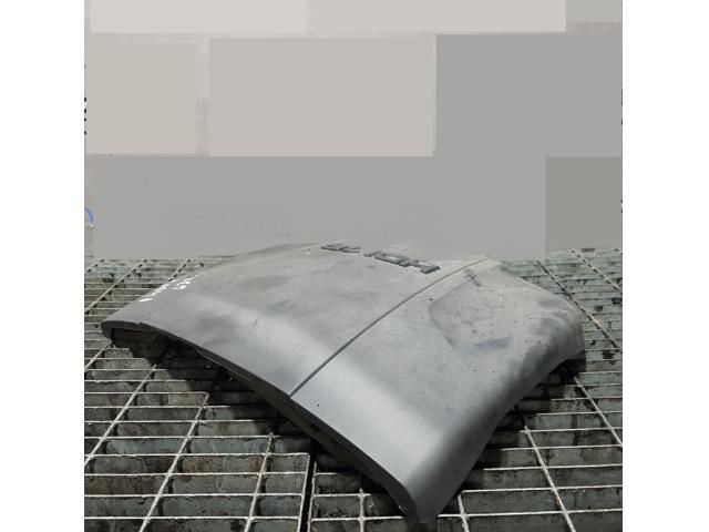 bontott PEUGEOT 4007 Felső Hűtőburkolat