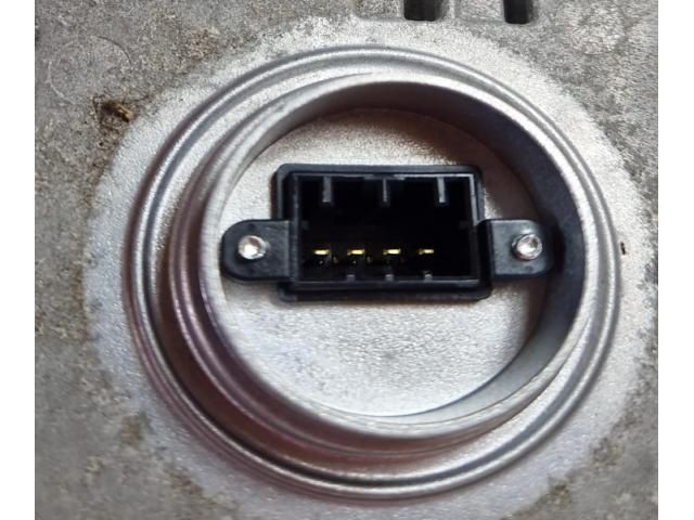 bontott PEUGEOT 4007 Fényszóró Elektronika