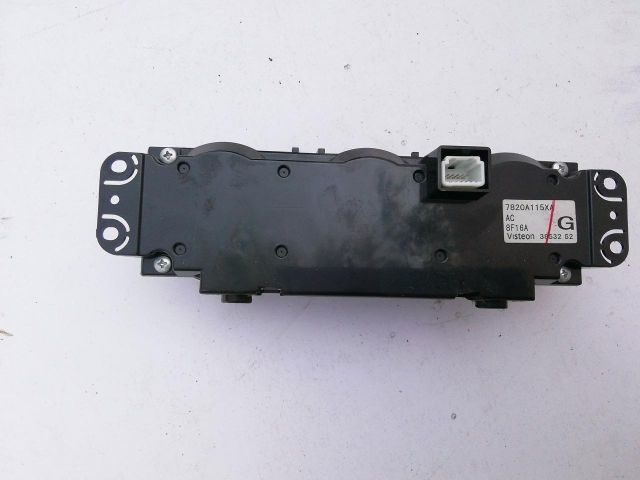 bontott PEUGEOT 4007 Fűtéskapcsoló