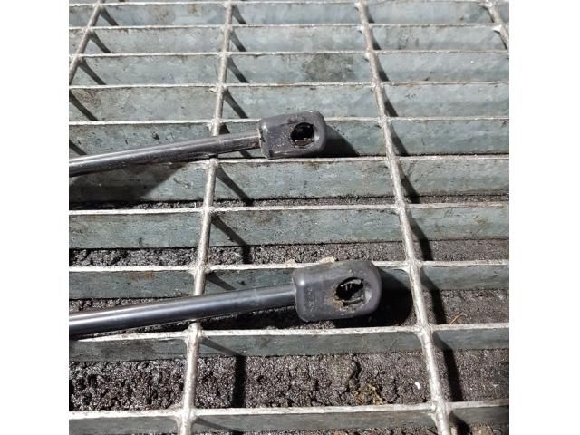 bontott PEUGEOT 4007 Gázrugós Kitámasztó Teleszkóp Csomagtérajtó (Pozíciófüggetlen)