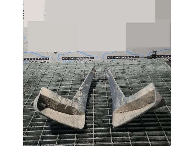 bontott PEUGEOT 4007 Hátsó Sárvédő Gumi Pár