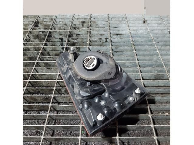 bontott PEUGEOT 4007 Jobb Belső Hátsó Lámpa