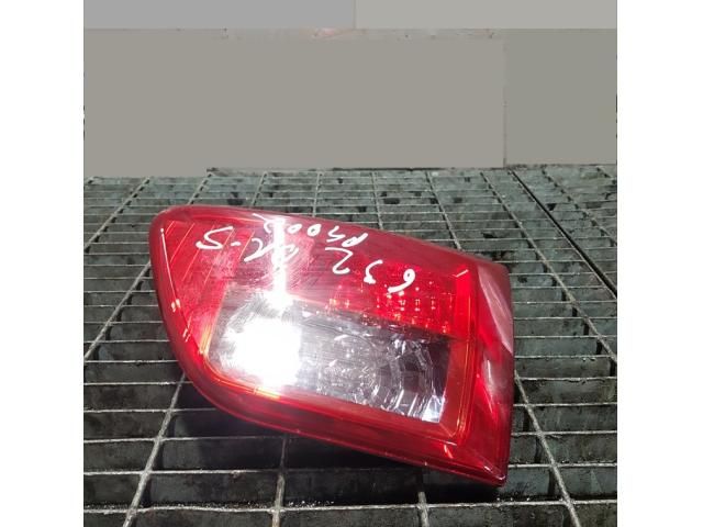 bontott PEUGEOT 4007 Jobb Belső Hátsó Lámpa