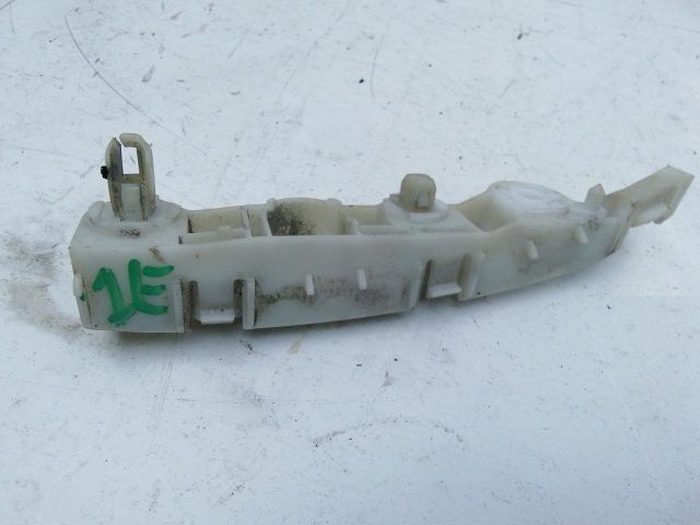 bontott PEUGEOT 4007 Jobb első Lökhárító Tartó (Műanyag)