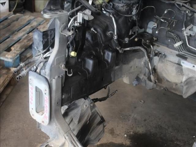 bontott PEUGEOT 4007 Jobb első Ütközéscsillapító