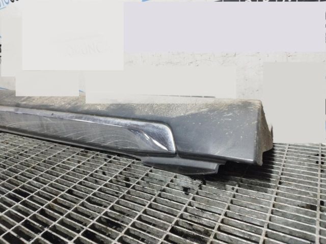 bontott PEUGEOT 4007 Jobb Küszöb