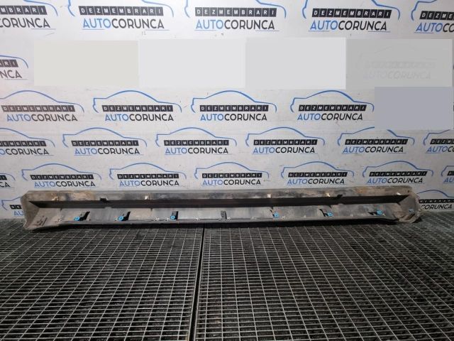 bontott PEUGEOT 4007 Jobb Küszöb