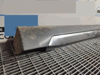 bontott PEUGEOT 4007 Jobb Küszöb