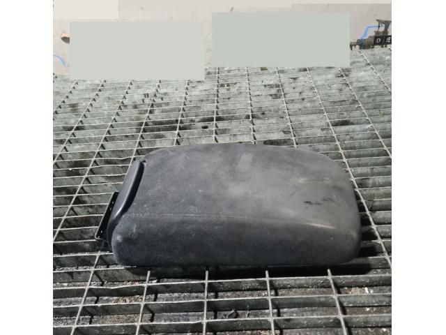 bontott PEUGEOT 4007 Könyöklő