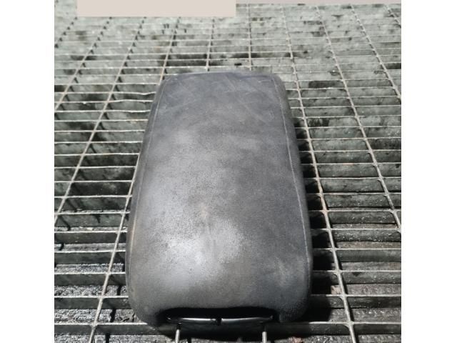 bontott PEUGEOT 4007 Könyöklő